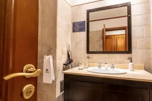 Hotel Edenia Punta Soberana espejo del baño