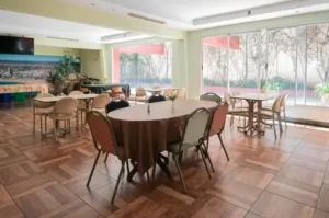 Hotel Etoile mesas para comer