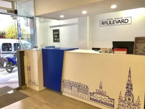 Hotel Nuevo Boulevard recepción