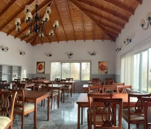 Hotel Picos del Sur mesas para comer