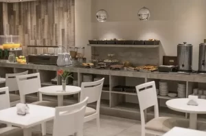 Hotel Prince desayuno