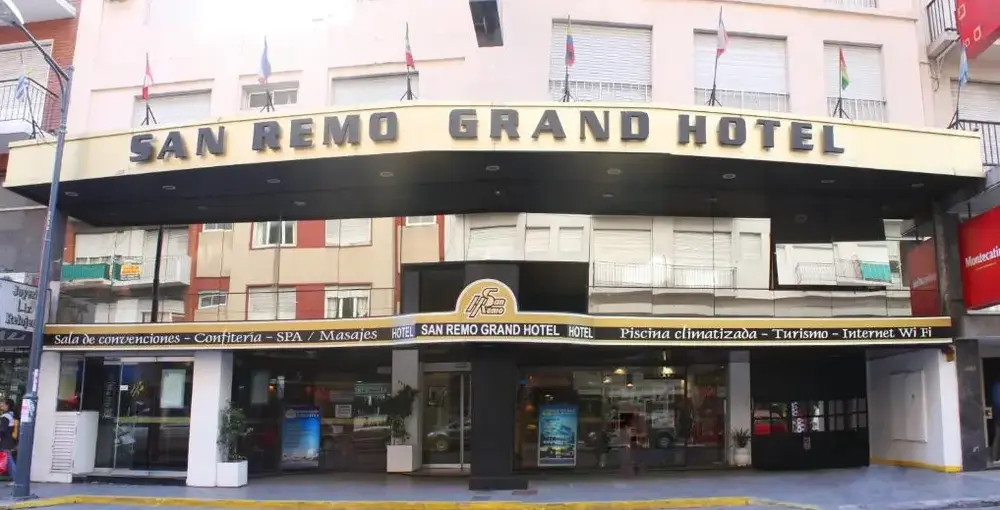 Hotel San Remo por fuera