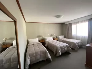 Hotel Sent habitación triple