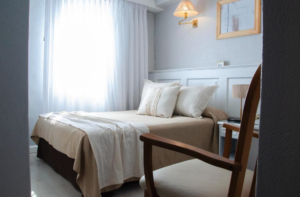 Hotel Valles cama doble
