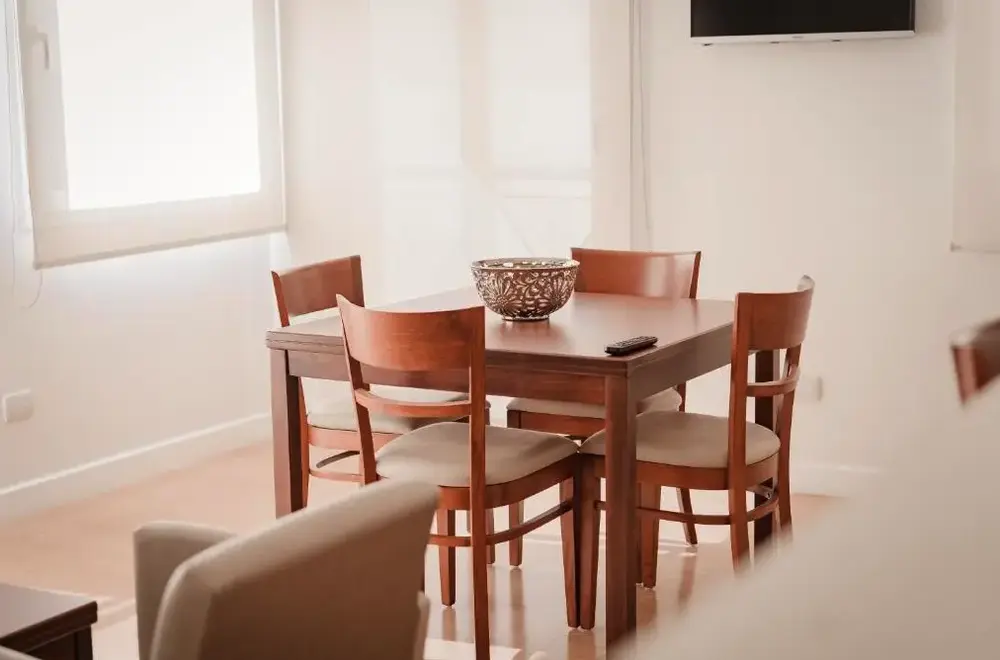 Aparthotel Carat mesa de comedor