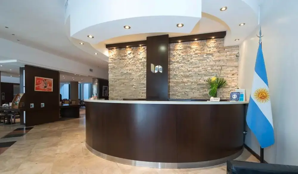 Aparthotel Urquiza recepción