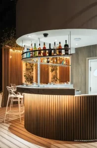 Hotel Holiday Inn barra