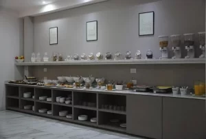Hotel Howard Johnson Rosario desayuno