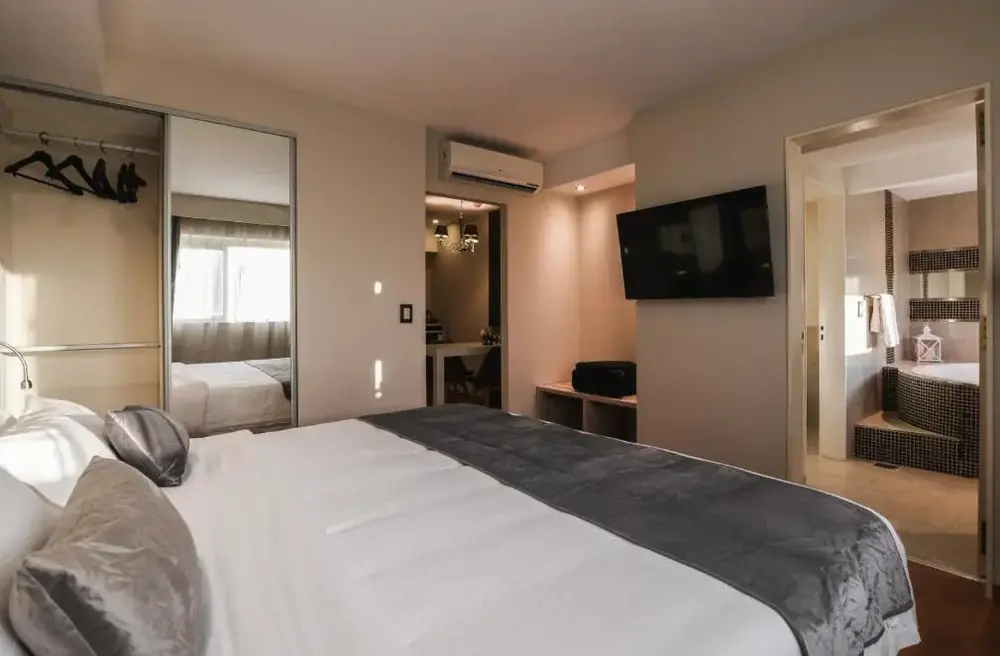 Hotel Innovo habitación con hidromasaje