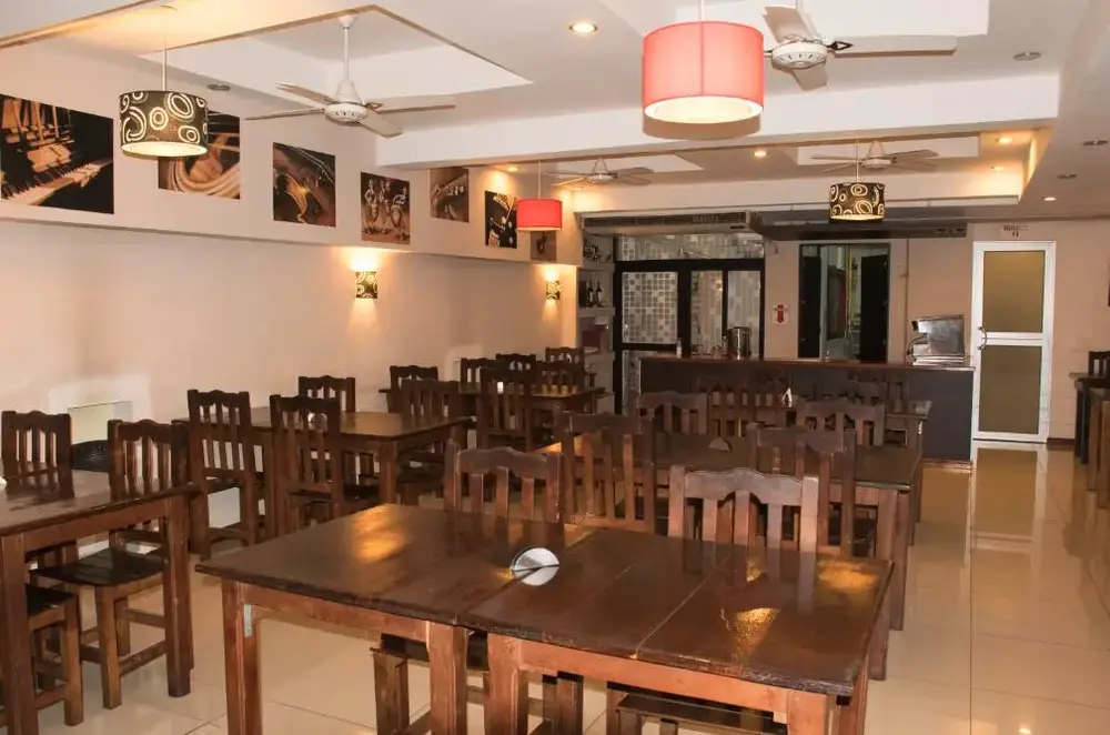 Hotel Zurich  mesas para comer