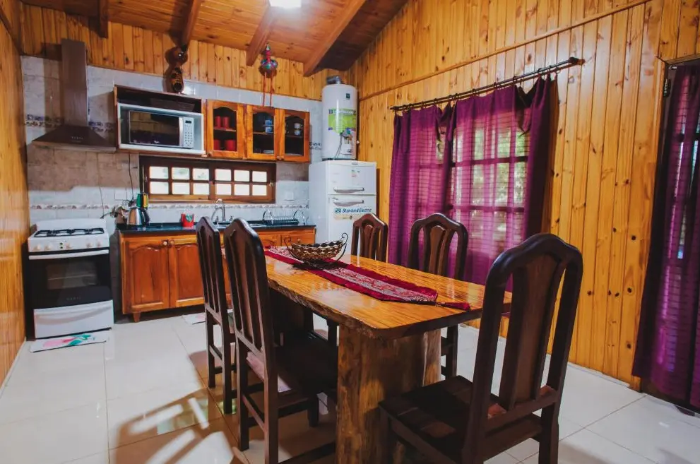Cabañas Riberas del Paraná cocina comedor