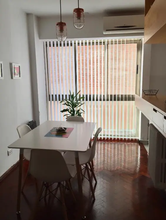 Departamento Brisa del Río mesa de comedor