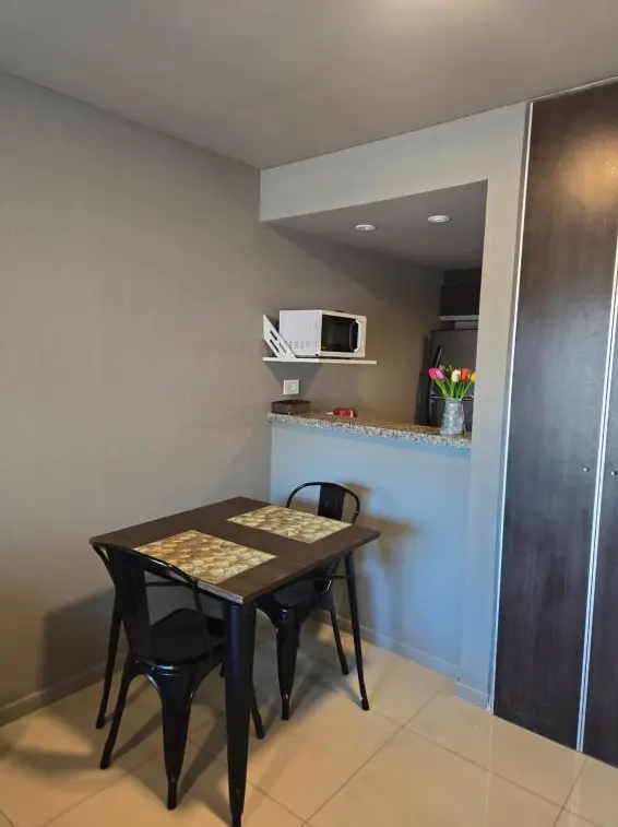 Departamento Maipú 1728 mesa de comedor