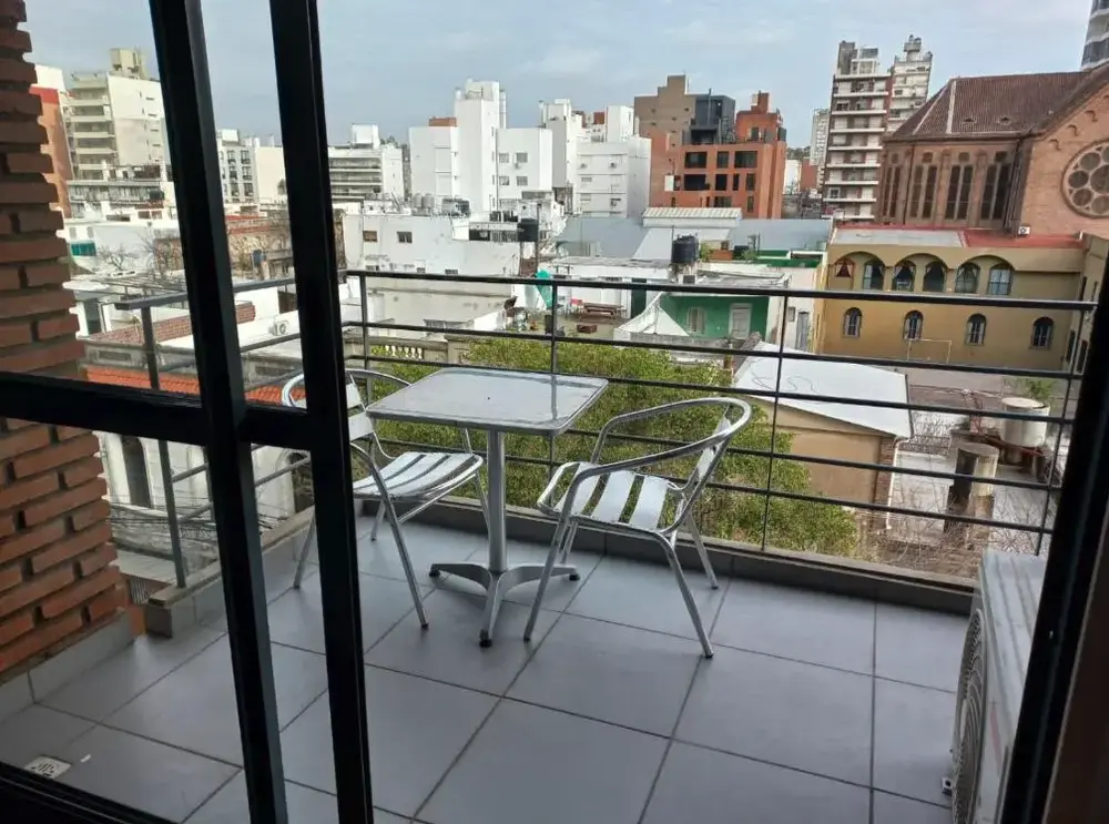 Departamento Paraguay 1747 balcón