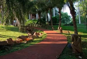 Hotel Amérian Iguazú camino