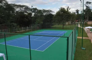 Hotel Gran Tourbillon cancha de tenis