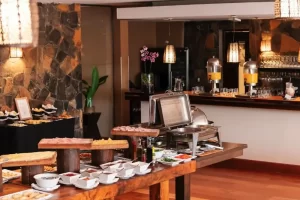 Hotel Loi Suites Iguazú desayuno