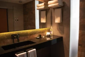 Hotel O2 Iguazú espejo del baño