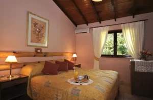 Hotel Orquidea cama doble