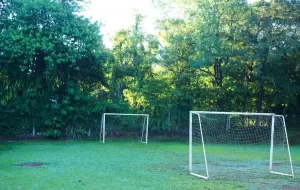Hotel Pirayú cancha de fútbol