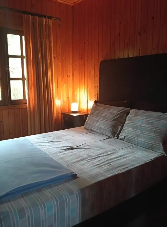 Cabañas El Descanso cama doble