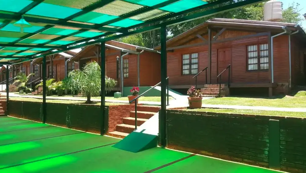 Cabañas Terra Iguazú estacionamiento