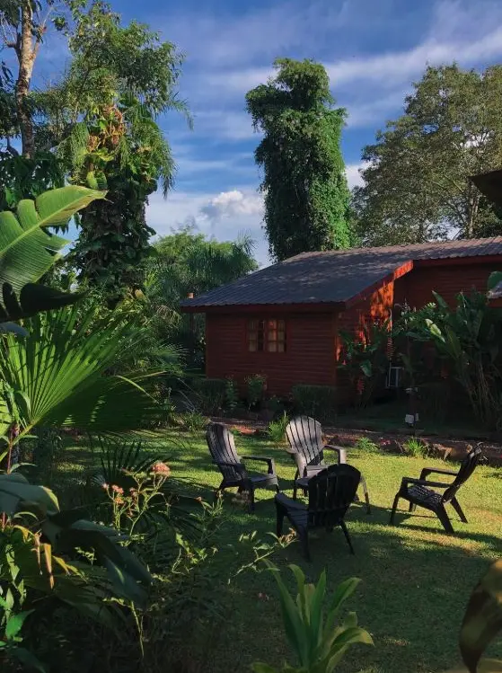 Cabañas Terra Lodge sillones afuera