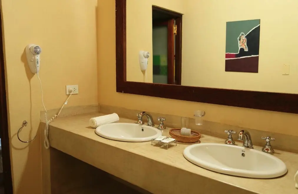 Cabañas Tierra Guaraní Lodge espejo del baño