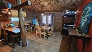 Casa Kurupy mesa de comedor
