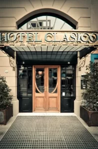 Hotel Clásico entrada