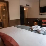 Hotel Palermitano cama doble con toallas