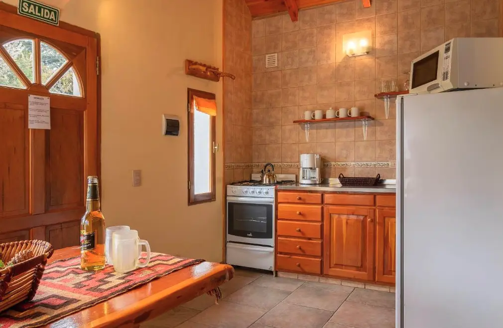 Cabañas Arcángeles mesa