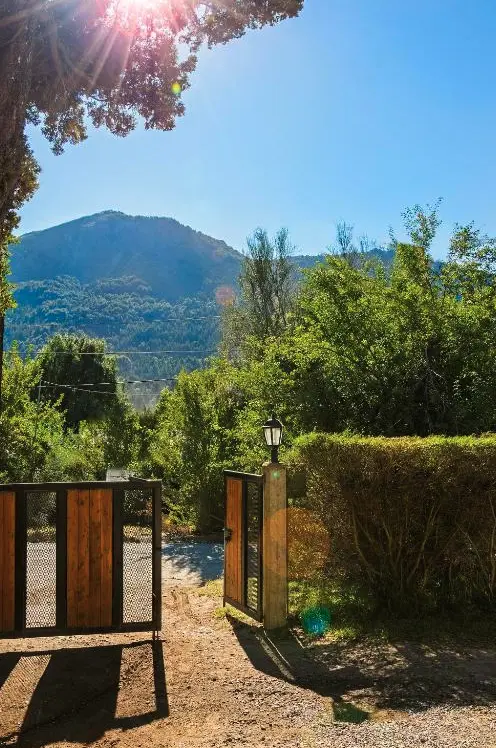 Cabañas Arcángeles portón