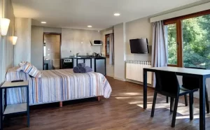 Departamentos Las Liebres cama doble con toallas