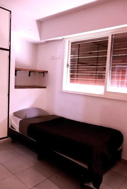 Hostel Ruda cama individual