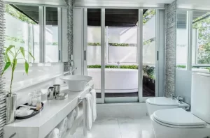 Hotel 1828 Smart baño completo