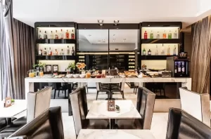 Hotel 1828 Smart desayuno