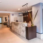 Hotel Bys recepción