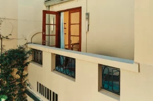 Hotel Miravida Soho balcón