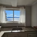 Departamentos Lake Apartments mesada