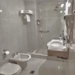 Aparthotel Cóndor Suites baño completo