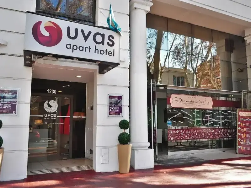 Aparthotel Uvas