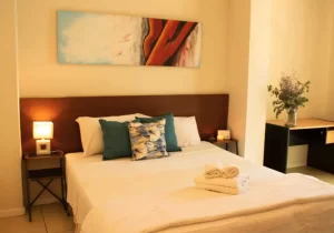 Aparthotel Uvas cama doble con toallas