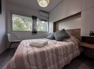 Departamento 9 de Julio 1357 cama doble con toallas