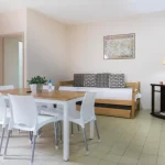 Departamentos Rivadavia mesa de comedor