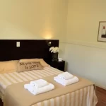Hotel Abril cama doble