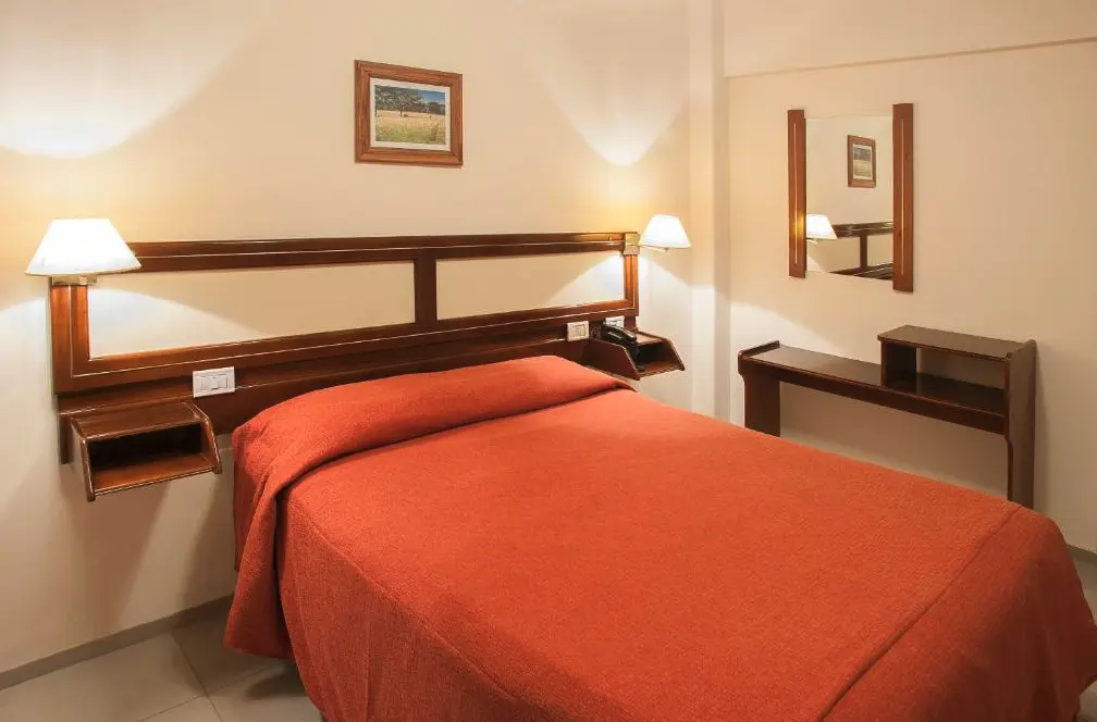 Hotel Carollo cama doble