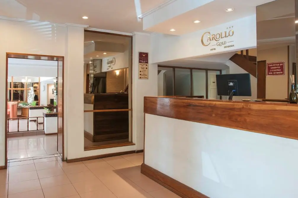 Hotel Carollo recepción