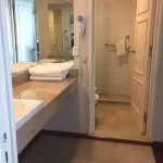 Hotel Cervantes antebaño