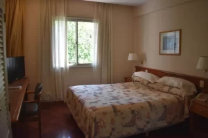 Hotel Cervantes cama doble